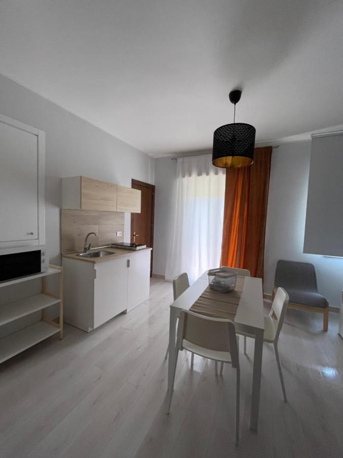 Casa XXI Aprile Apartment Изола деле Фемине Екстериор снимка